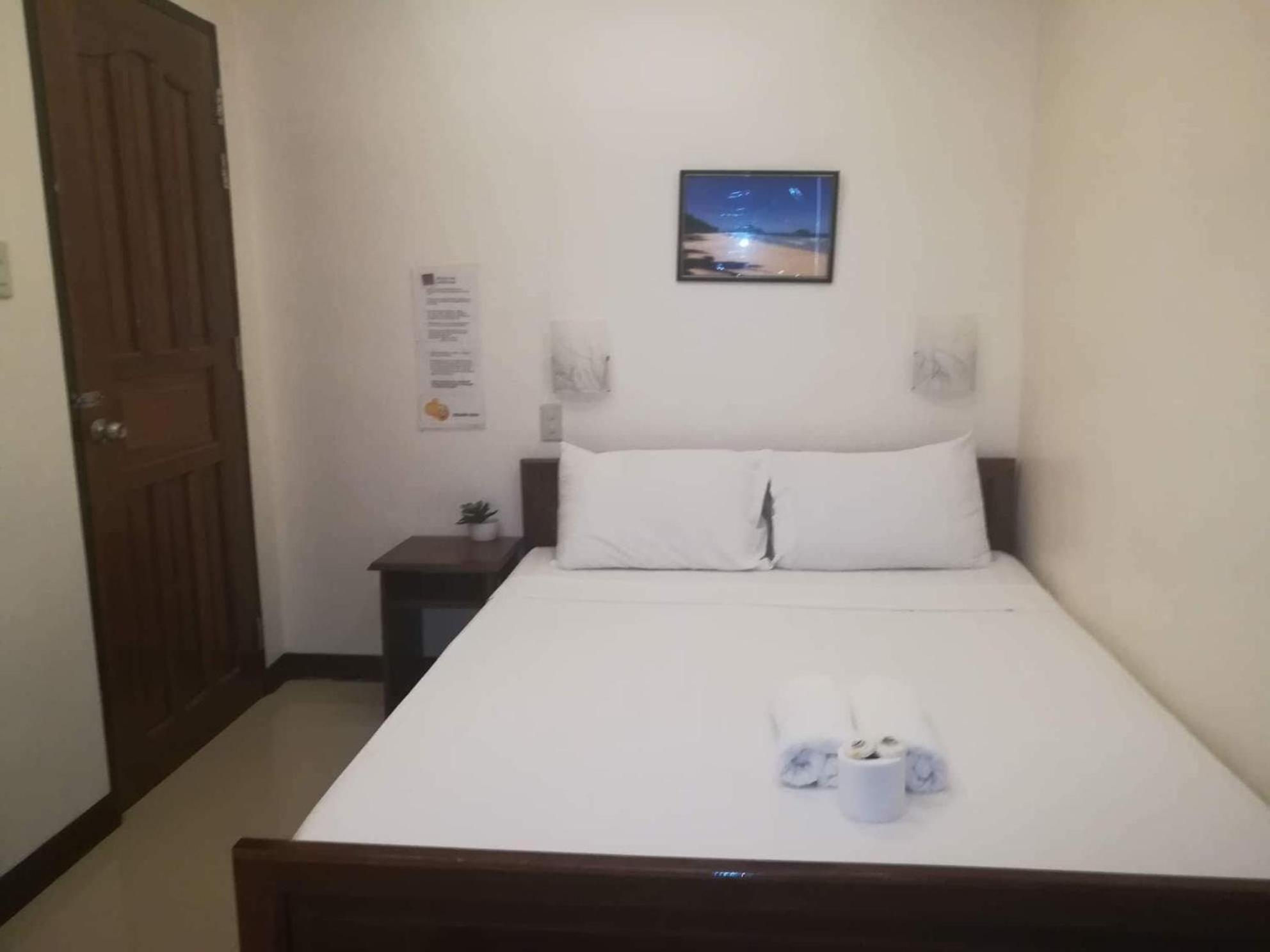 Relucio Traveller'S Pension El Nido Bagian luar foto