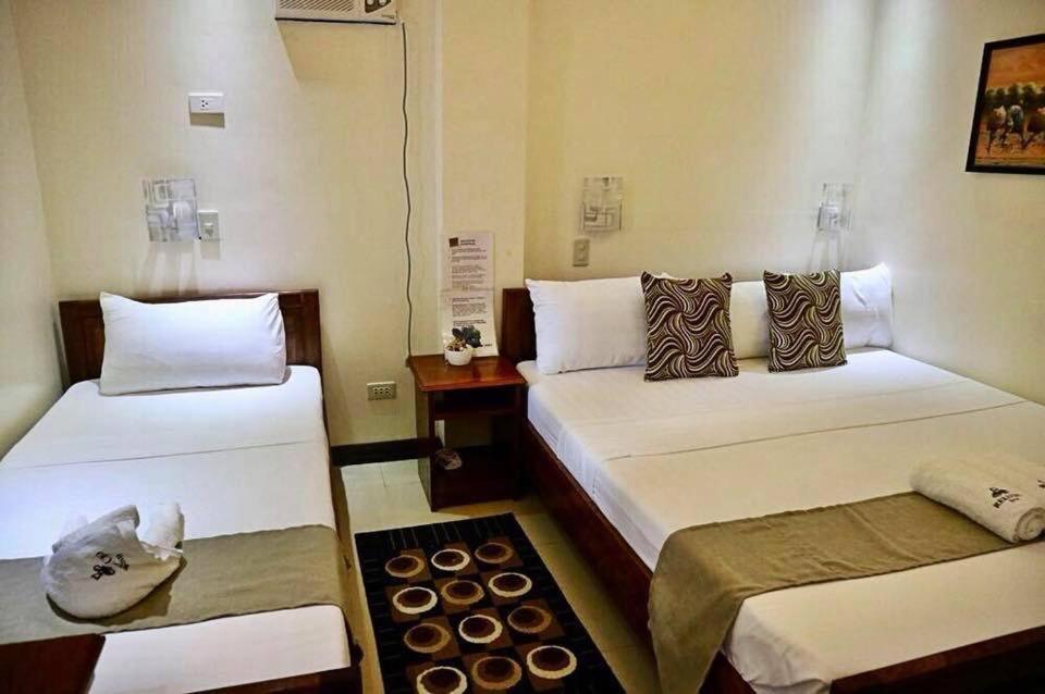 Relucio Traveller'S Pension El Nido Bagian luar foto